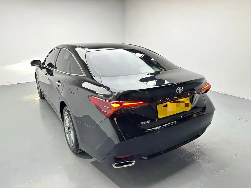 Toyota Avalon 2022 из CN, фото 7