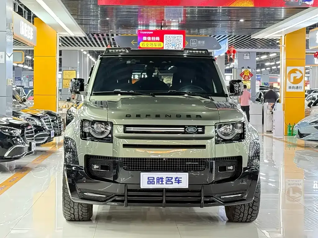 Land Rover Defender — фото 10