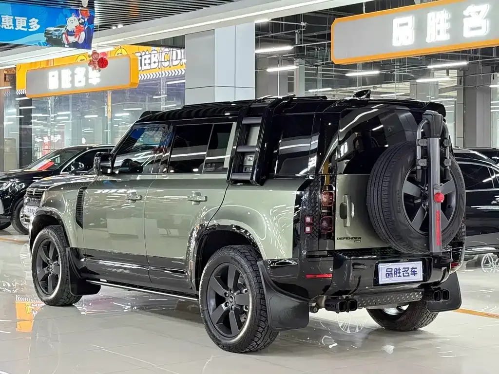 Land Rover Defender — фото 2
