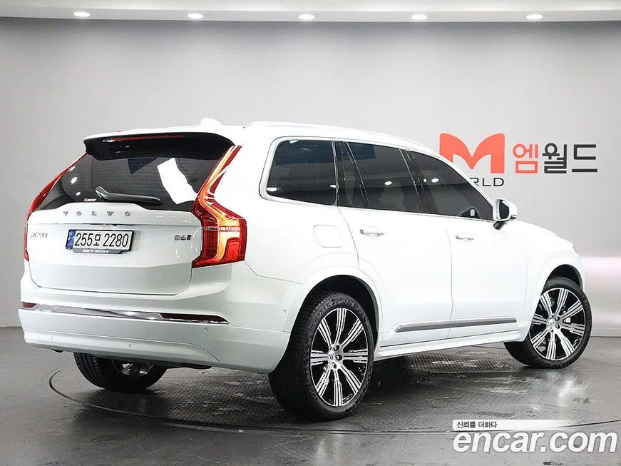 Volvo XC90 — фото 6