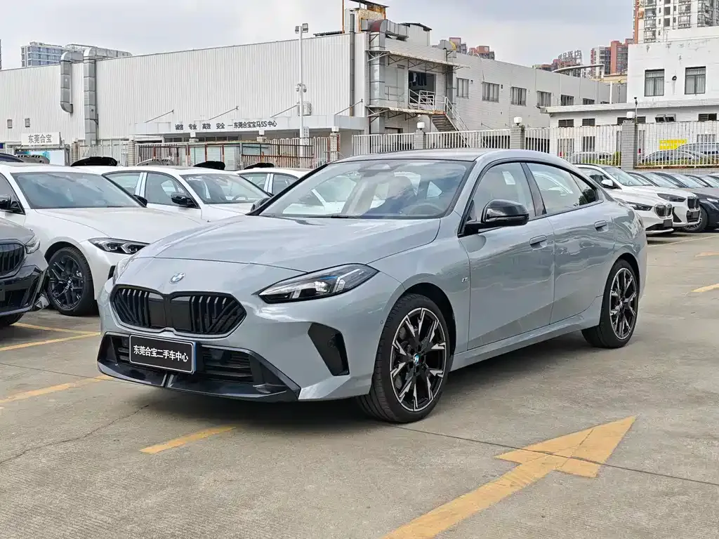 BMW 2 Series — фото 1