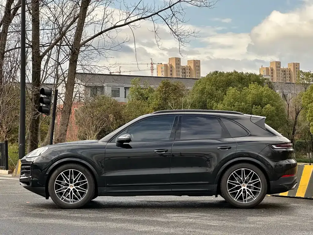 Porsche Cayenne 2025 из CN, фото 5