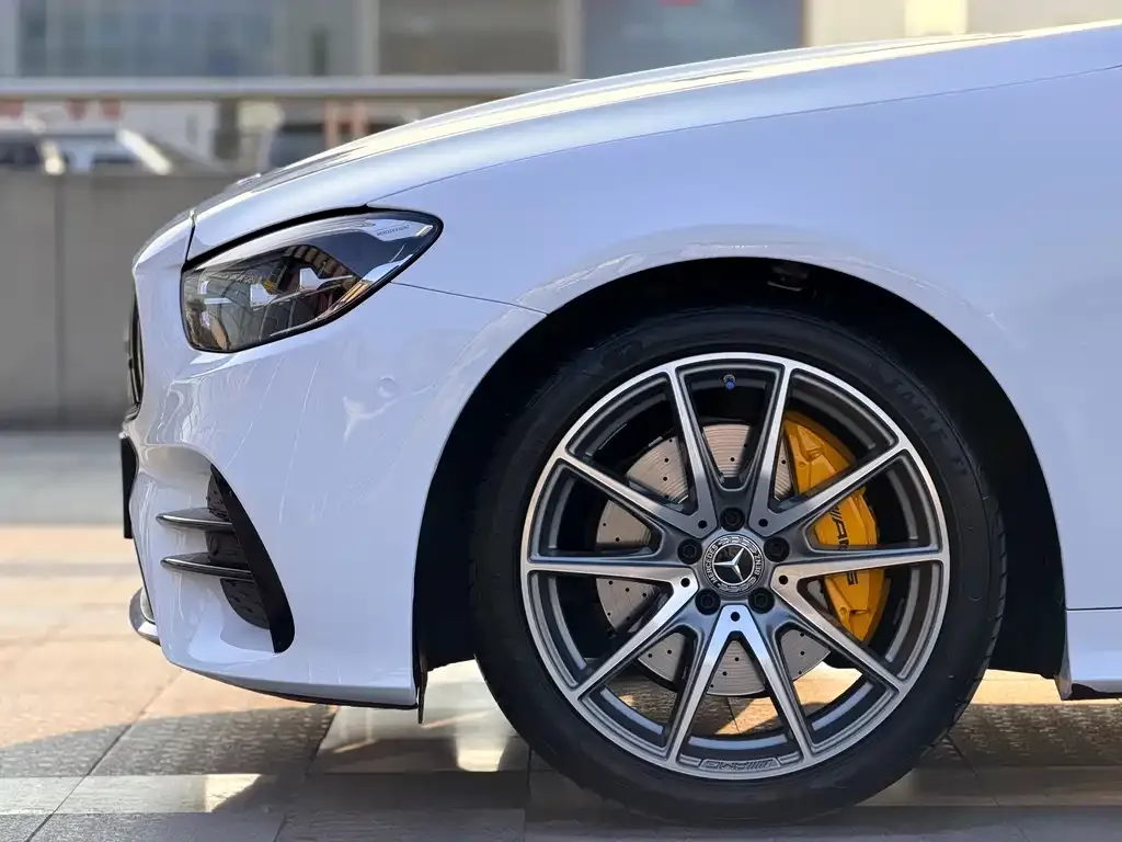 Mercedes-Benz E-Class (Import) — фото 9