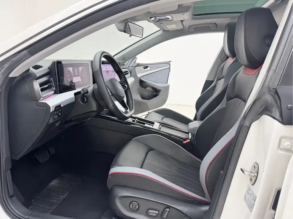 Volkswagen Lamando 2023 из CN, фото 8
