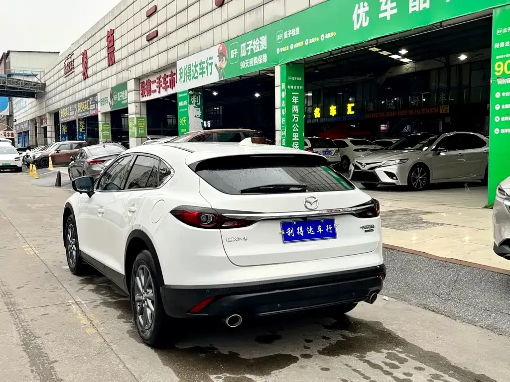 Mazda CX-4 — фото 9