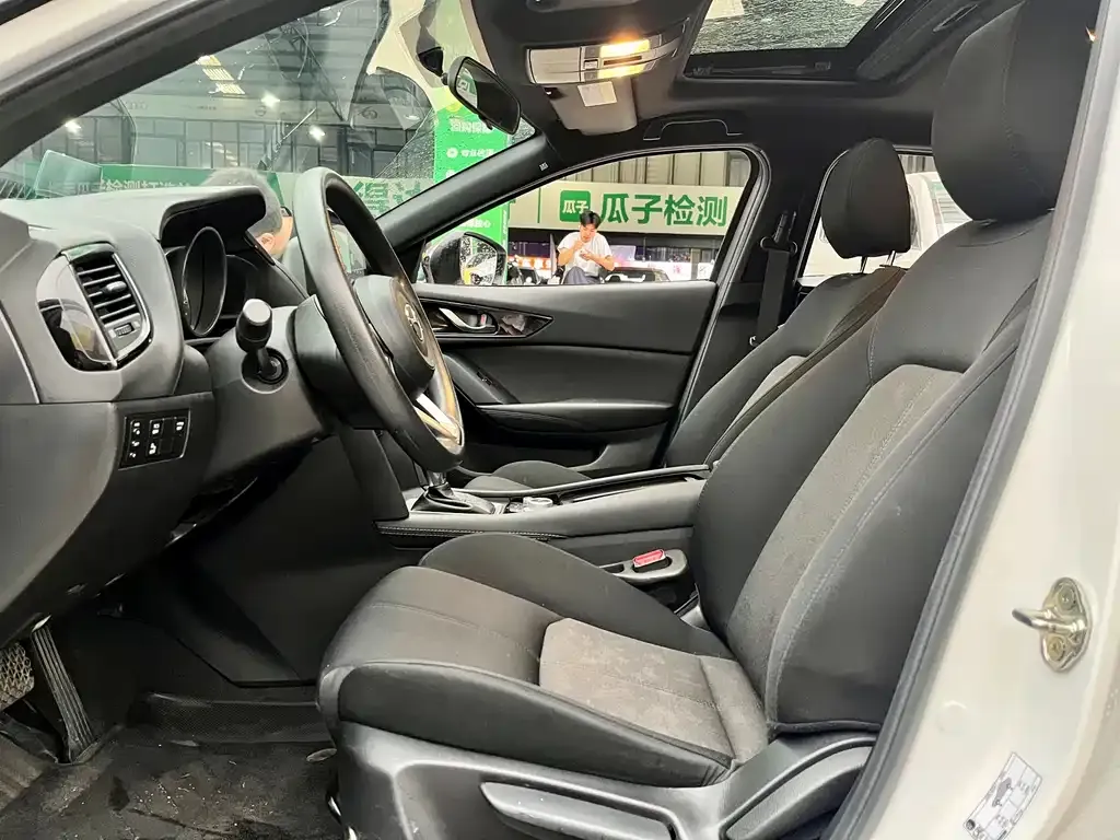 Mazda CX-4 — фото 6