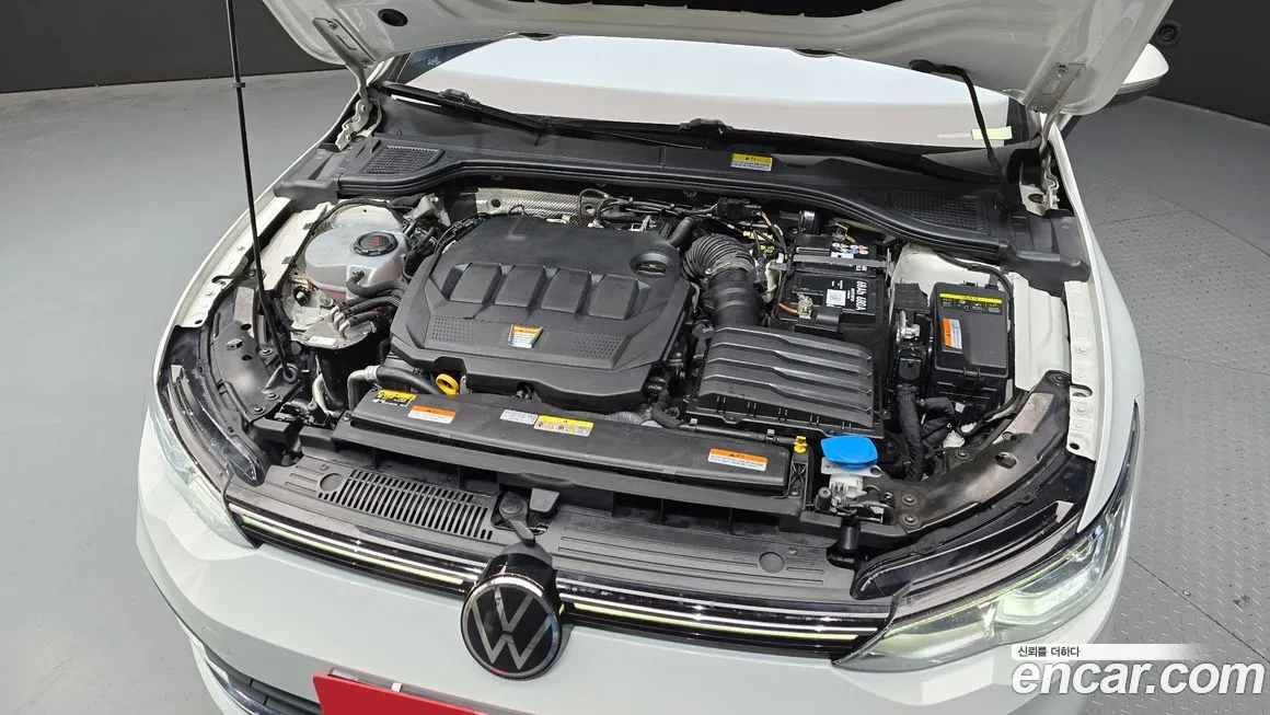 Volkswagen Golf 2022 из KR, фото 7