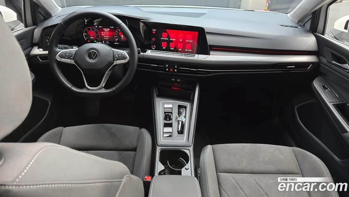 Volkswagen Golf 2022 из KR, фото 9