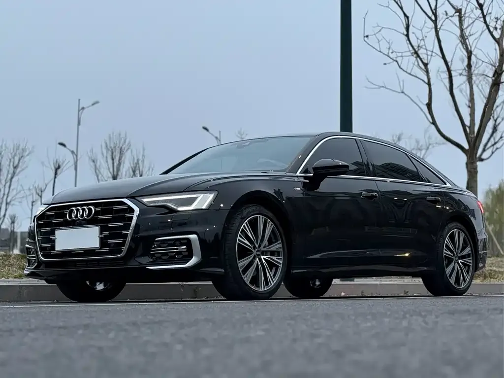 Audi A6L — фото 2