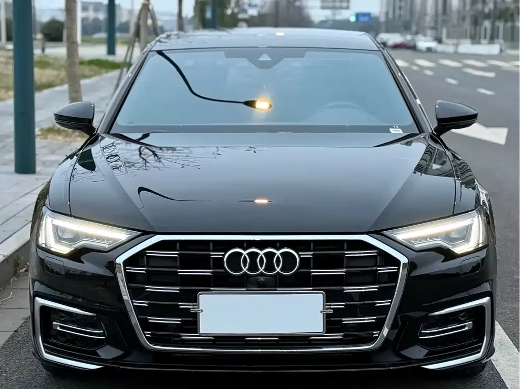 Audi A6L — фото 6