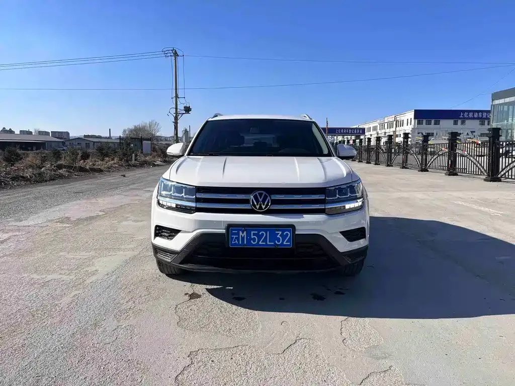 Volkswagen Tharu 2022 из CN, фото 8