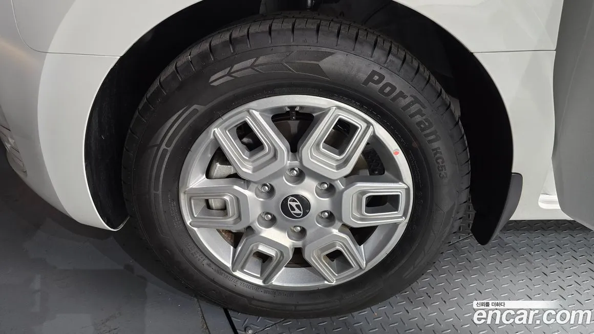 Hyundai Staria — фото 6