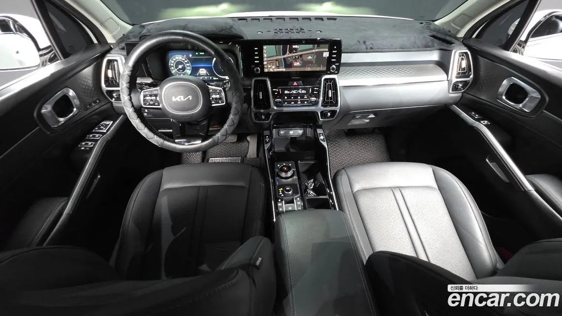 Kia Sorento — фото 9
