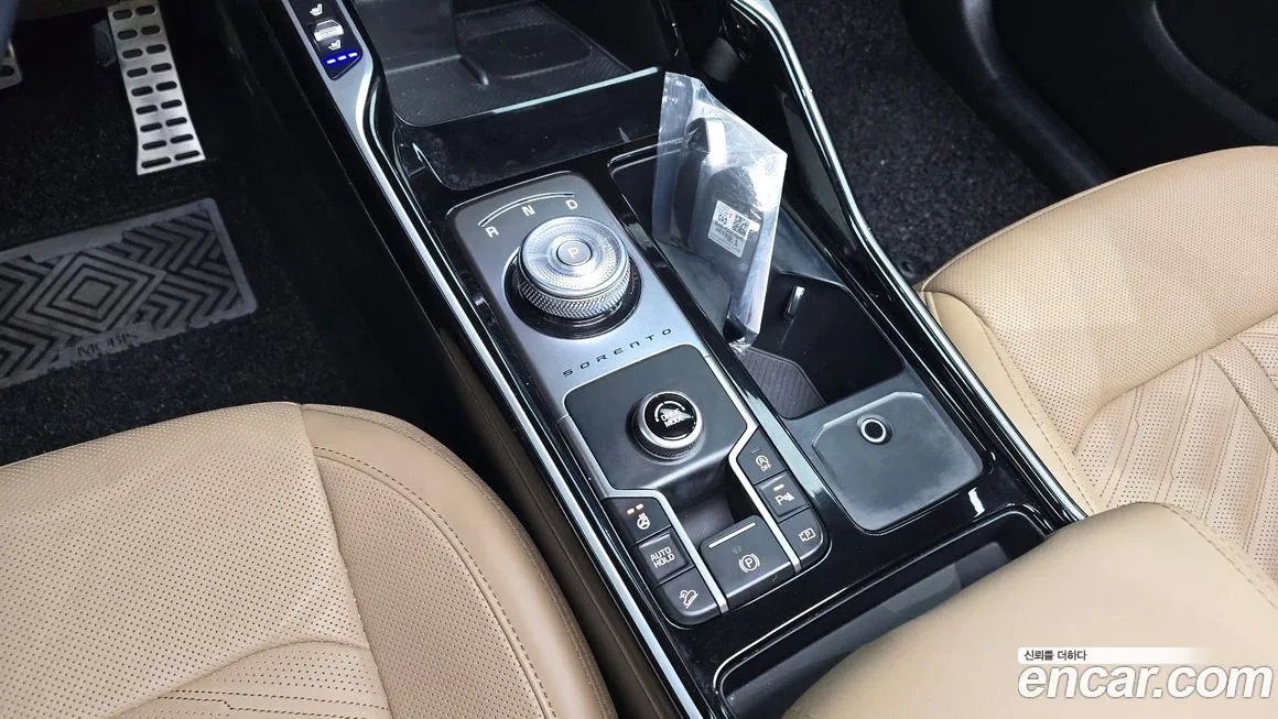 Kia Sorento — фото 7