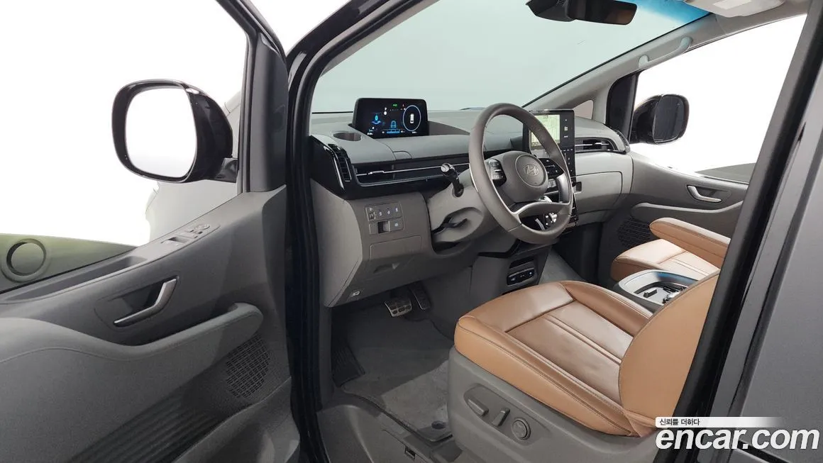 Hyundai Staria 2025 из KR, фото 6