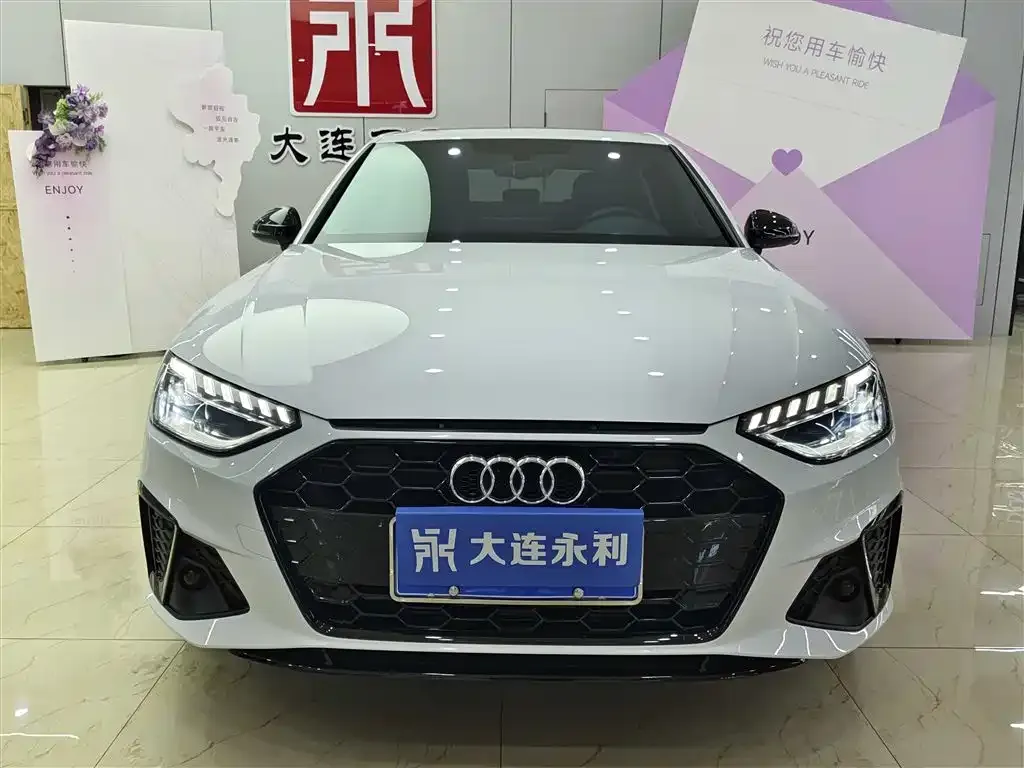 Audi A4L 2024 из CN, фото 5