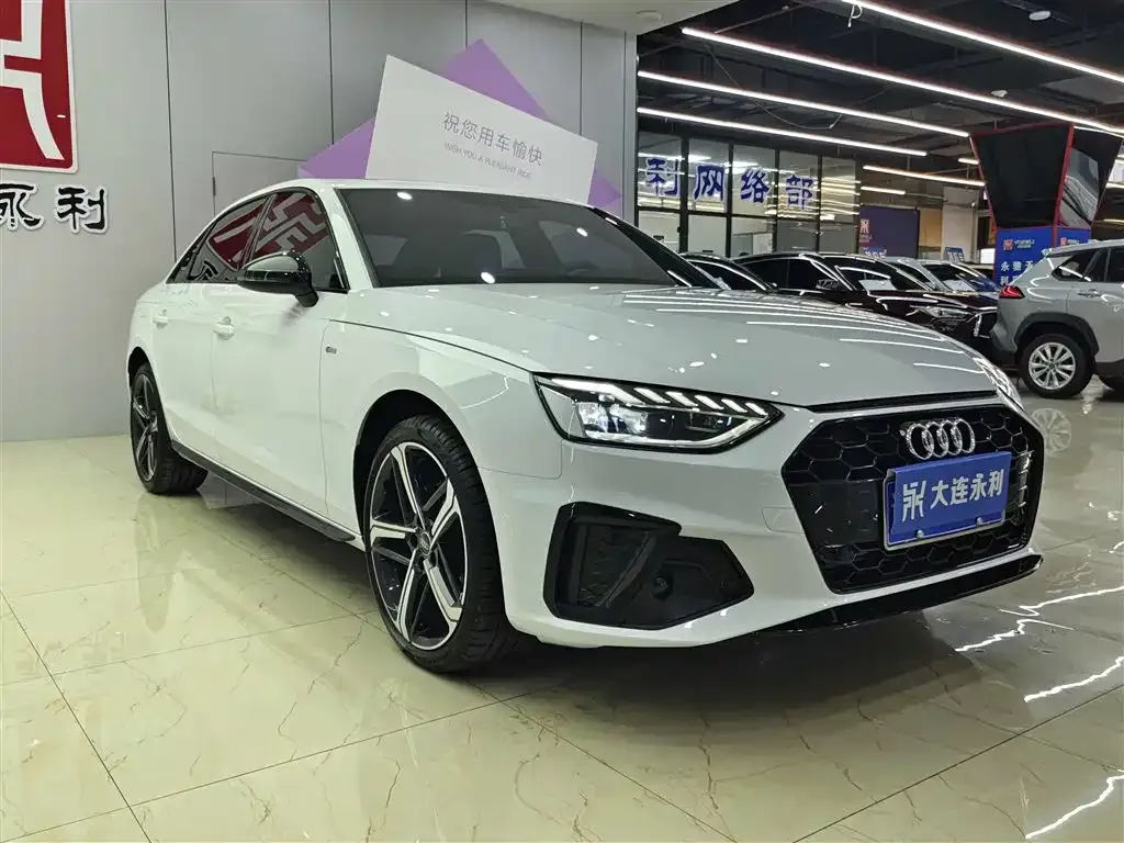 Audi A4L 2024 из CN, фото 10