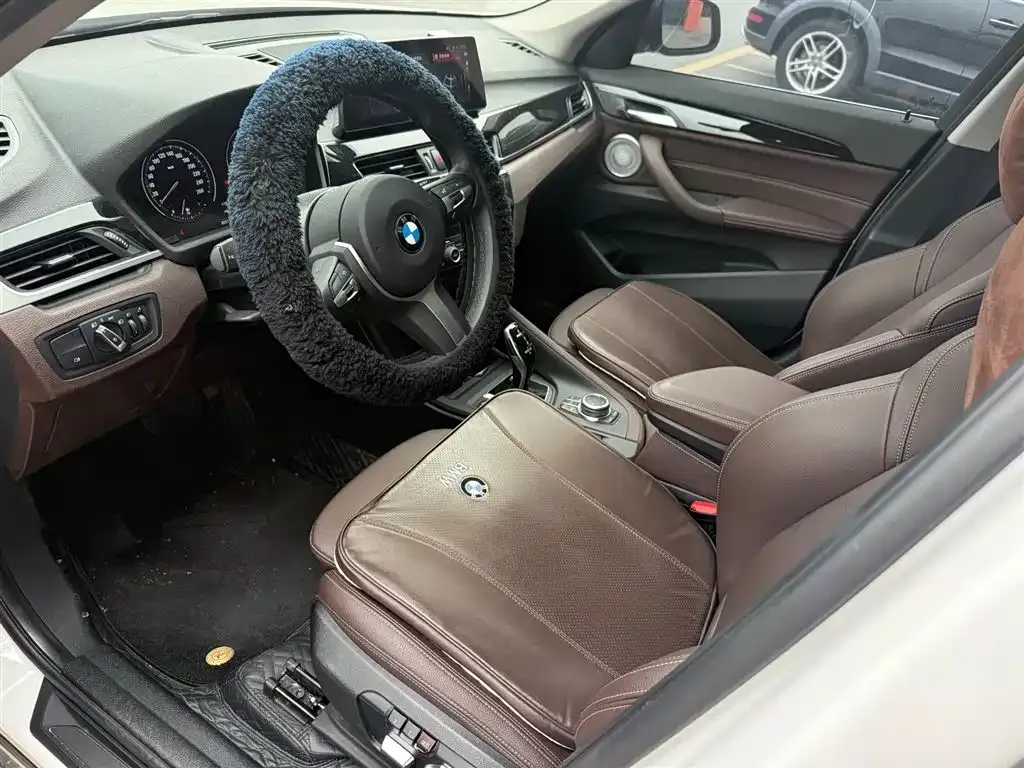 BMW X1 2023 из CN, фото 2