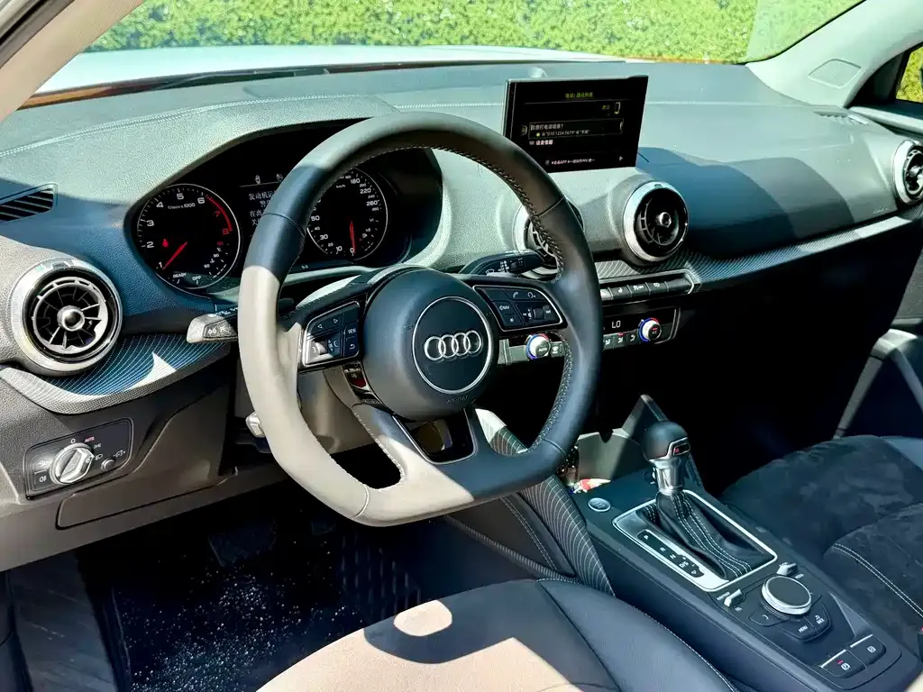 Audi Q2L 2022 из CN, фото 3
