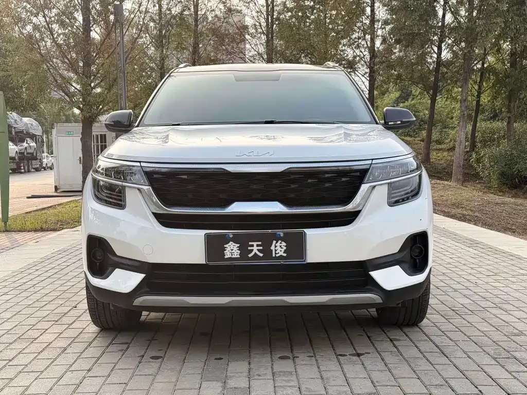 Kia KX3 2022 из CN, фото 10