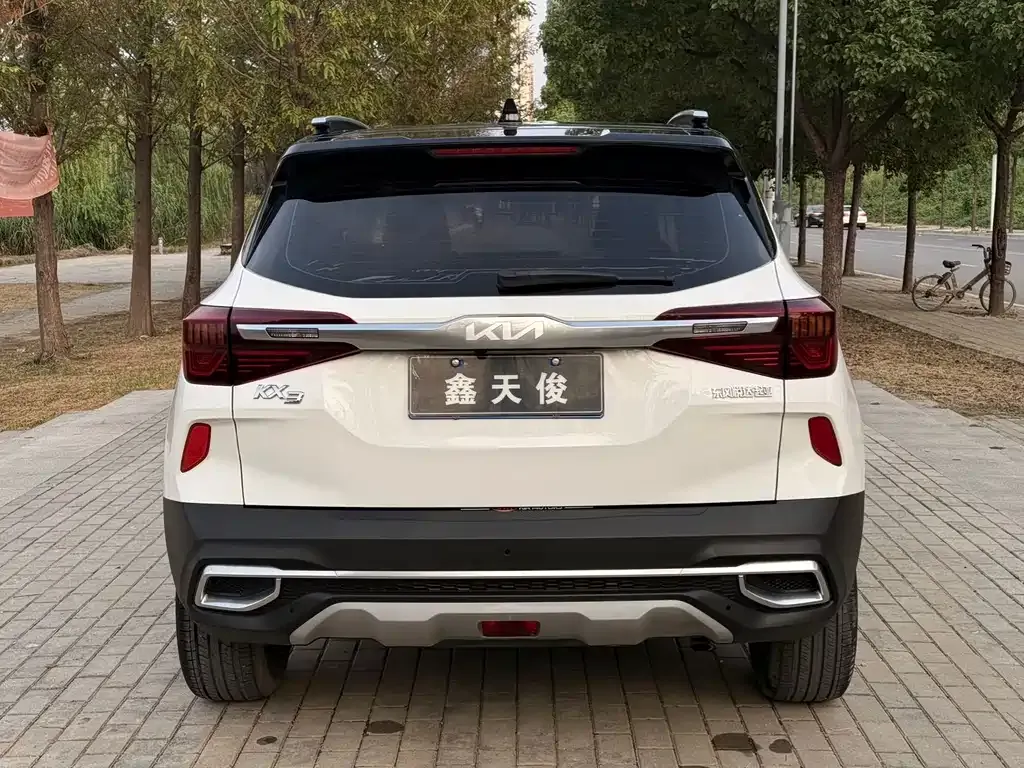 Kia KX3 2022 из CN, фото 9
