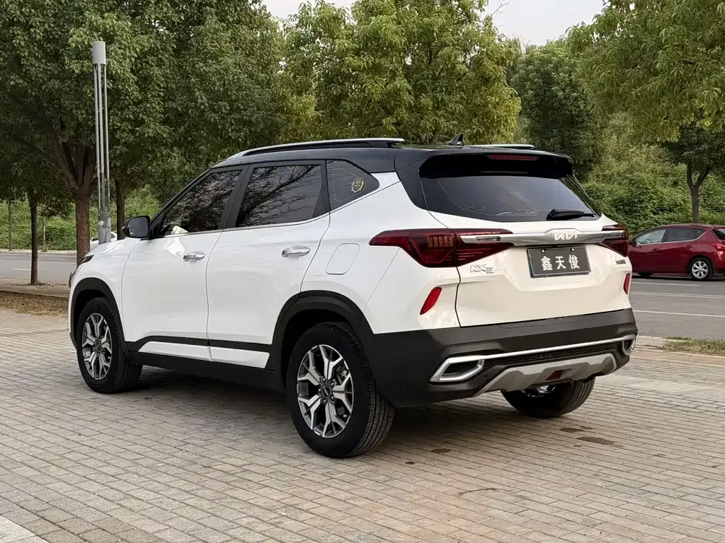 Kia KX3 2022 из CN, фото 6