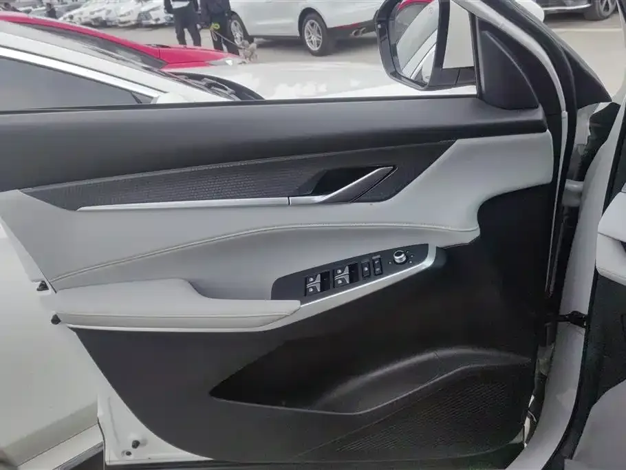 Changan CS75PLUS 2024 из CN, фото 4