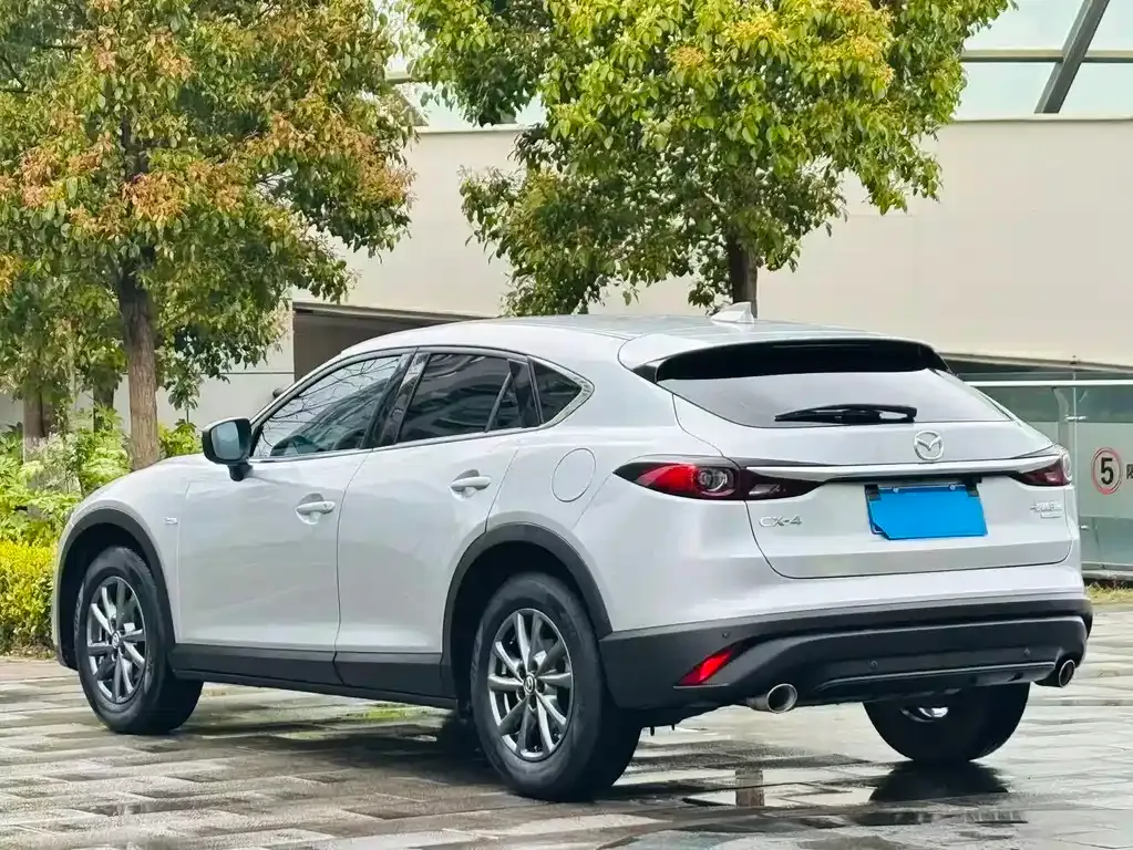 Mazda CX-4 2022 из CN, фото 3