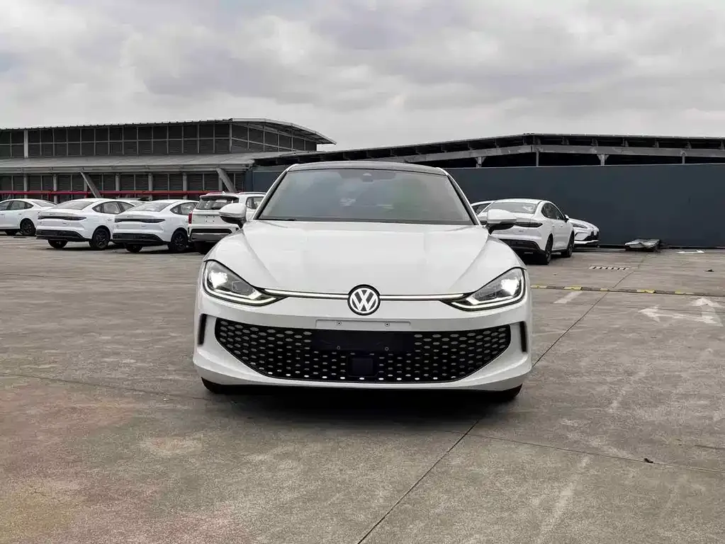 Volkswagen Lamando 2023 из CN, фото 4