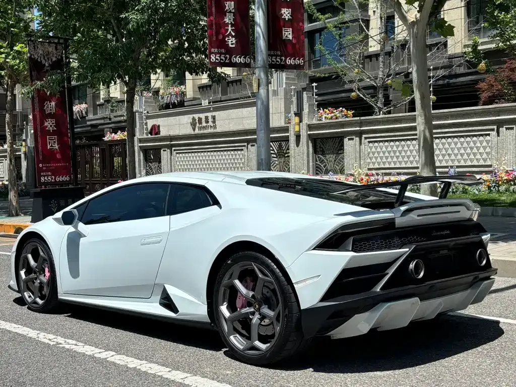 Lamborghini Huracan 2021 из CN, фото 10