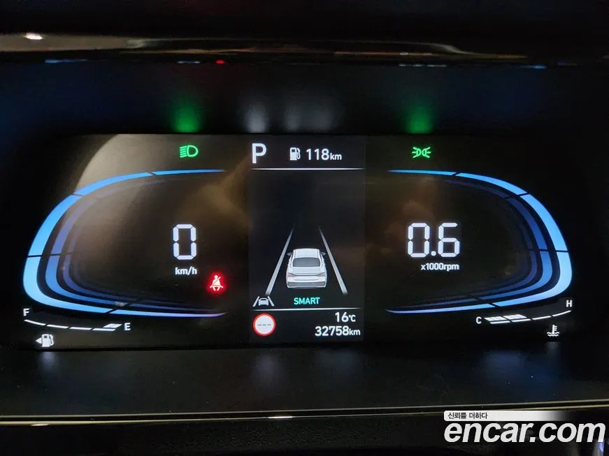 Hyundai AVANTE 2024 из KR, фото 3