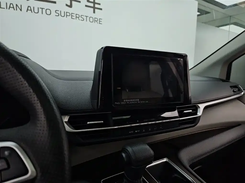 Toyota Sienna 2023 из CN, фото 6