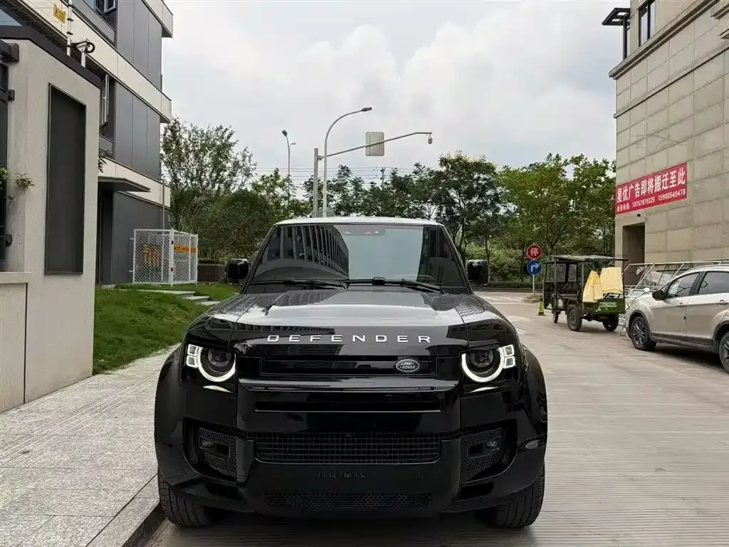 Land Rover Defender — фото 2