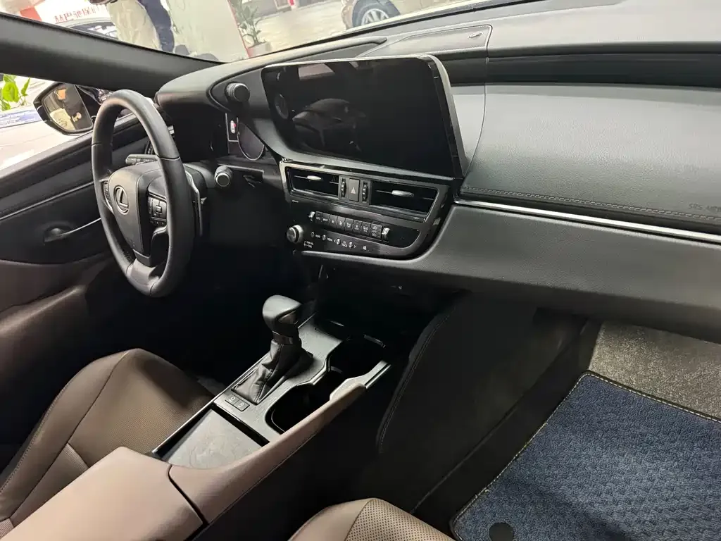 Lexus ES 2023 из CN, фото 5