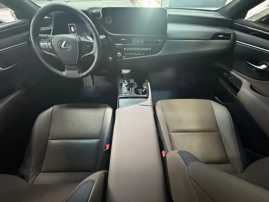 Lexus ES 2023 из CN, фото 7
