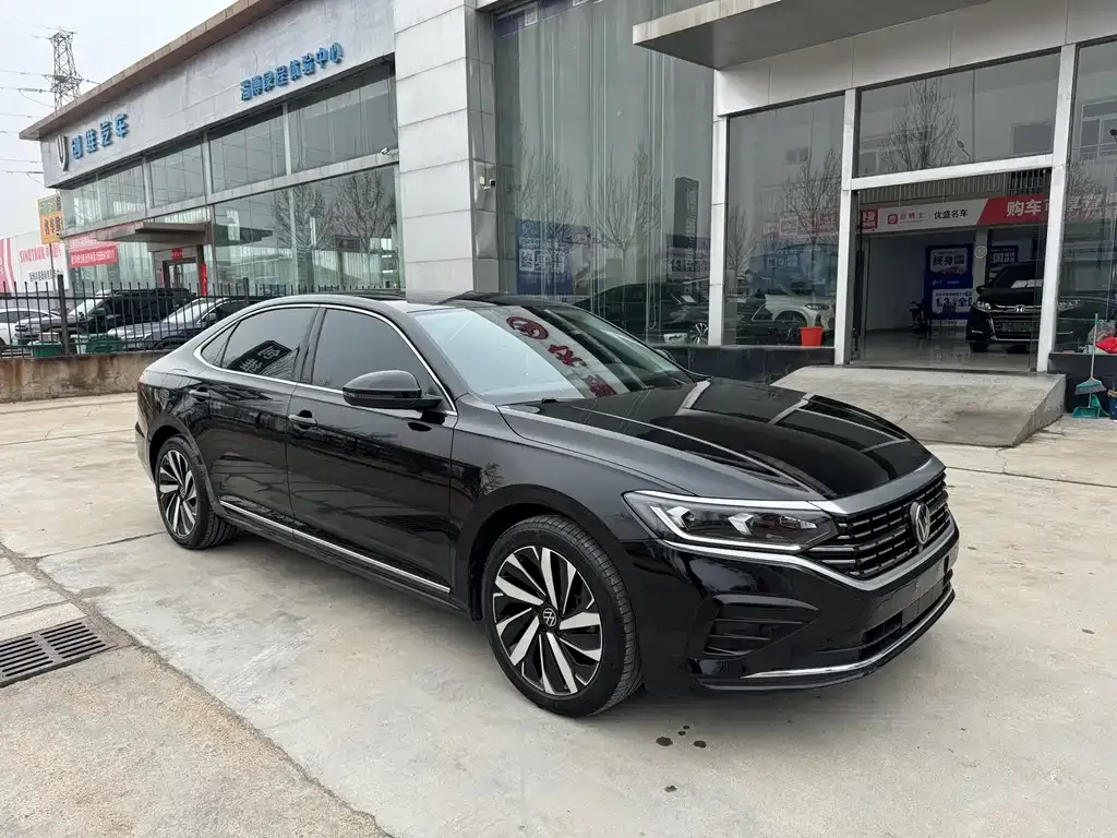 Volkswagen Passat — фото 5