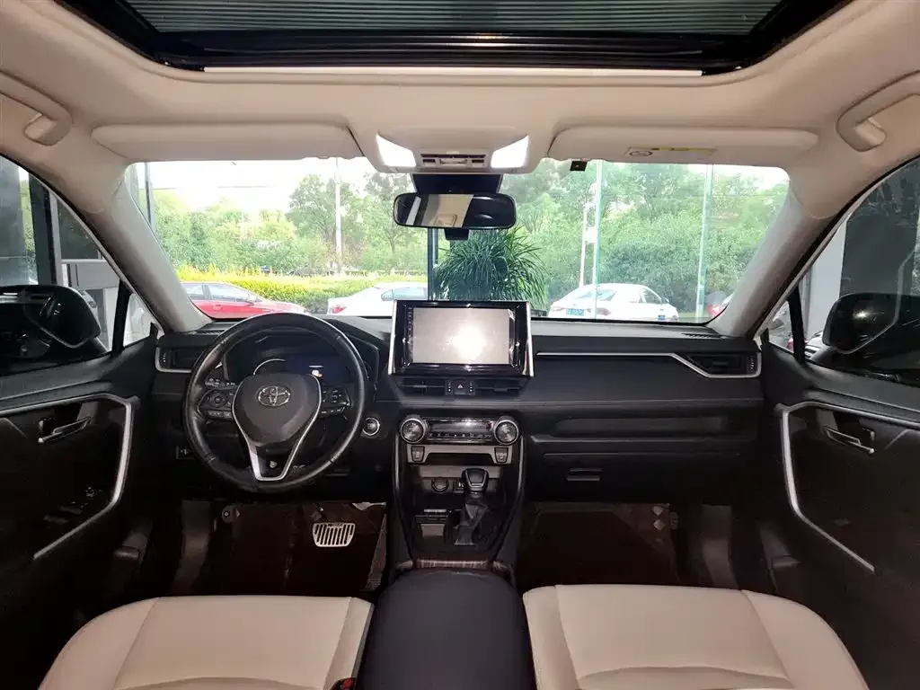 Toyota RAV4 2022 из CN, фото 9