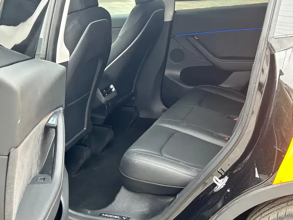Tesla Model Y 2022 из CN, фото 10