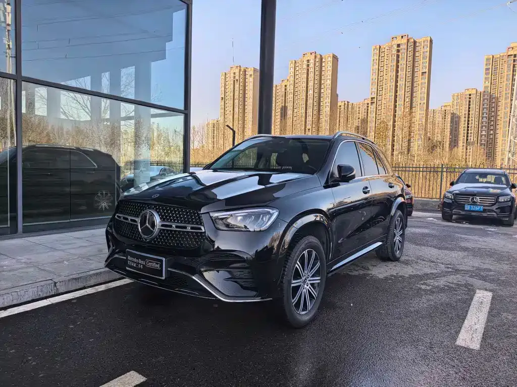Mercedes-Benz GLE — фото 1