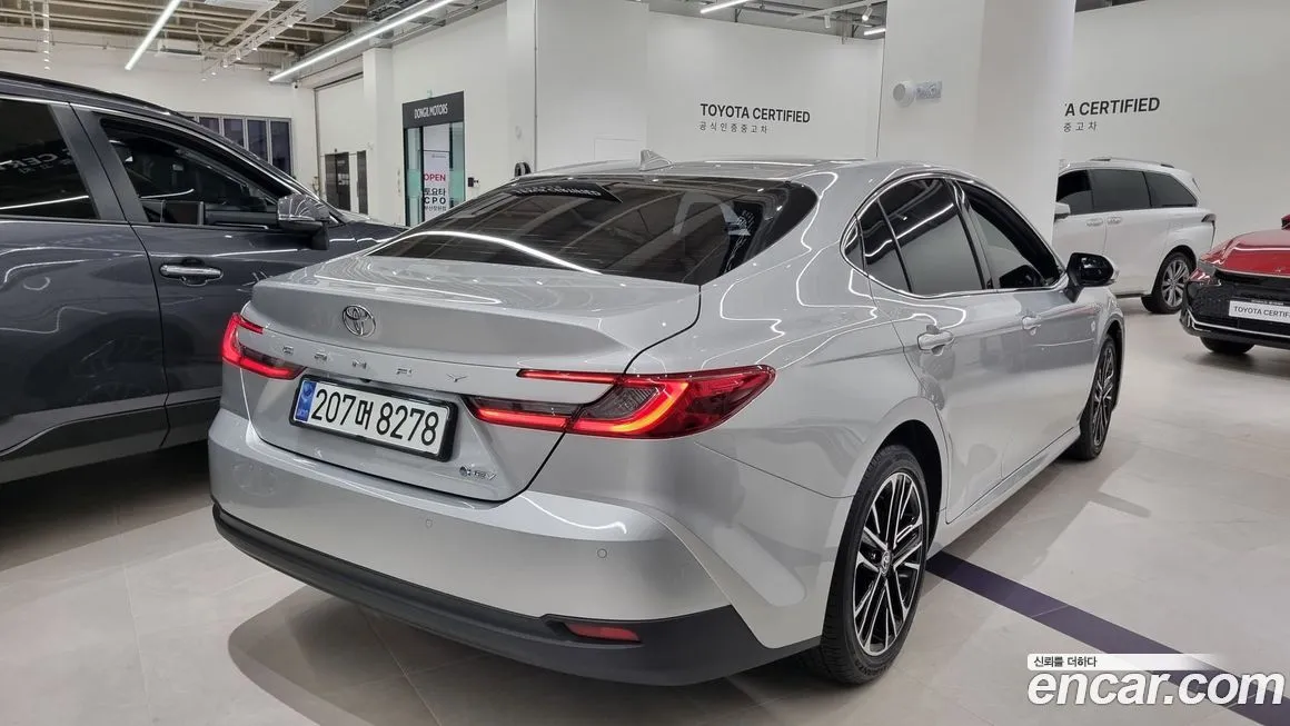 Toyota Camry 2025 из KR, фото 6