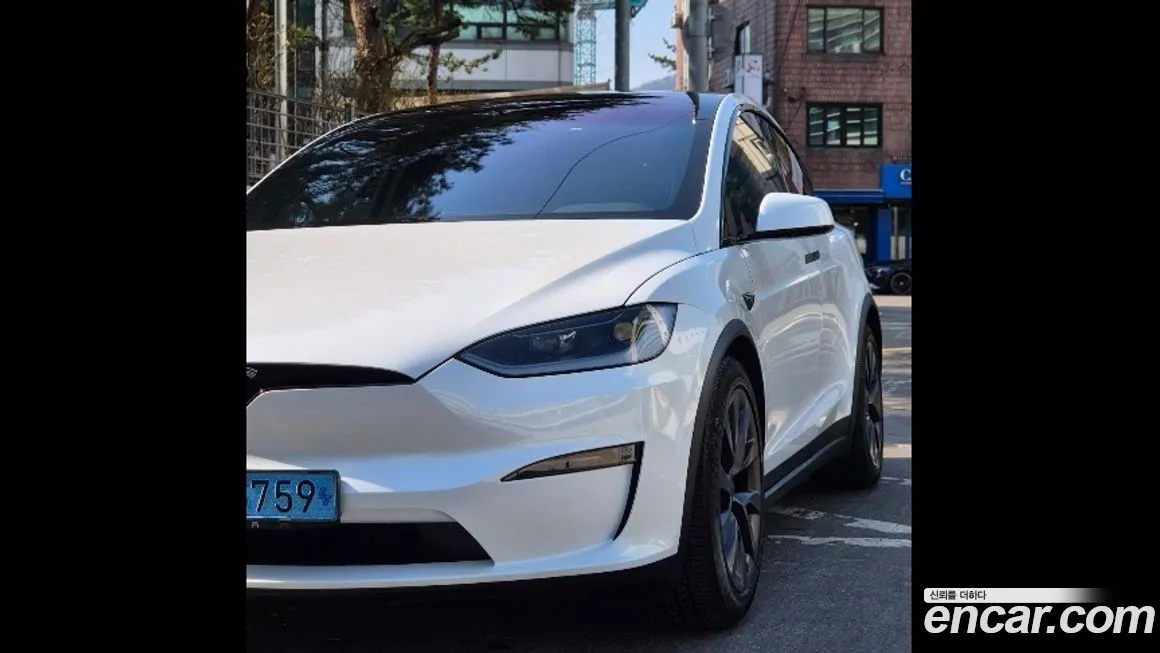 Tesla Model X 2023 из KR, фото 2