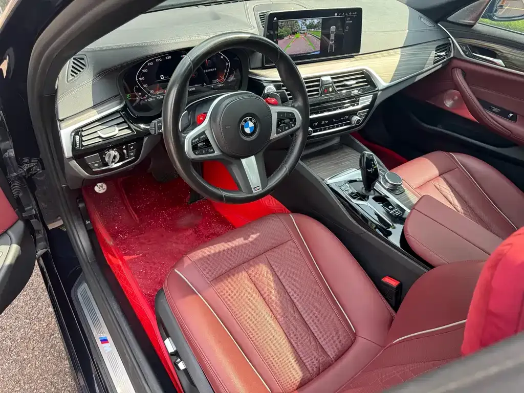 BMW 5 Series 2022 из CN, фото 5