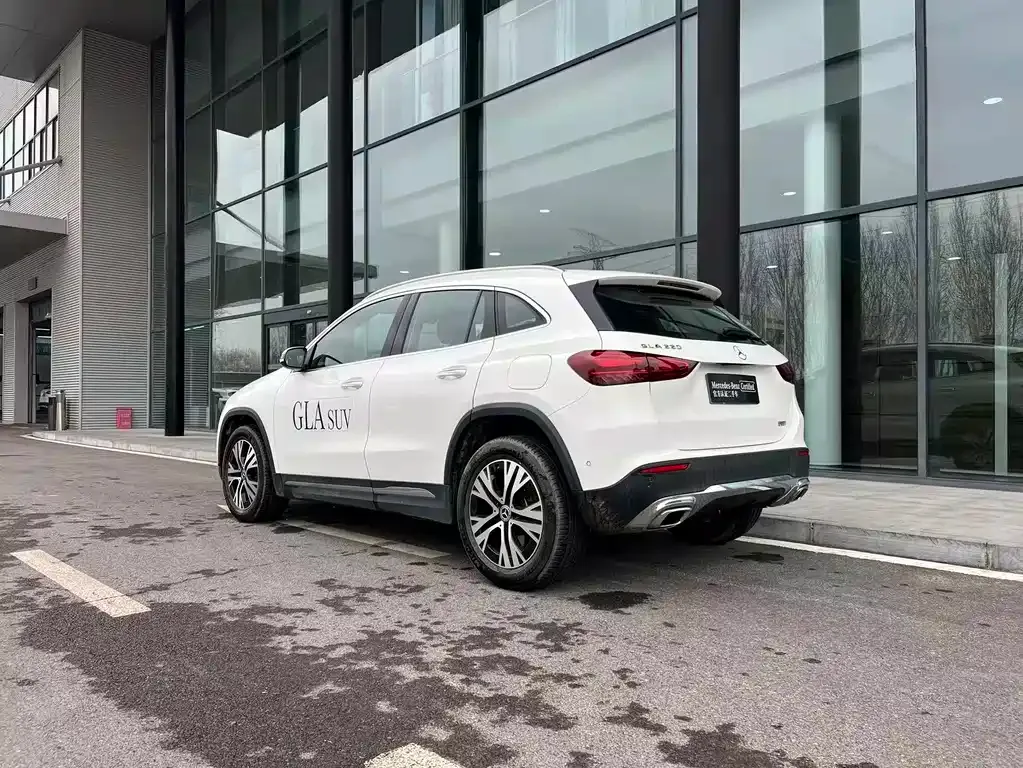 Mercedes-Benz GLA 2024 из CN, фото 10