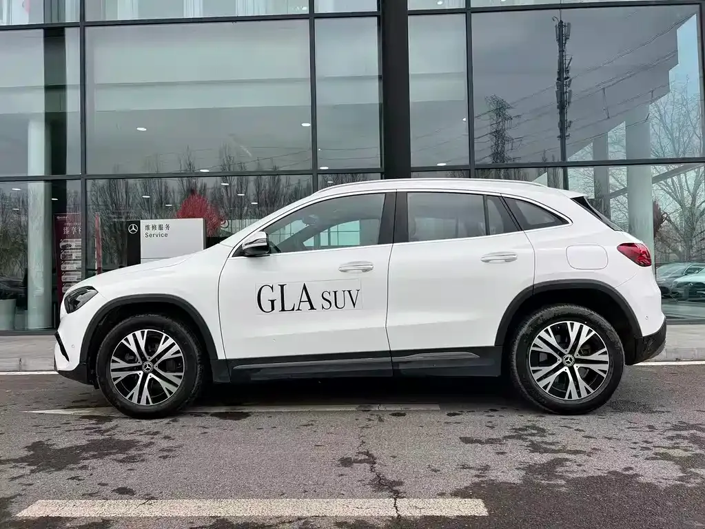 Mercedes-Benz GLA 2024 из CN, фото 4