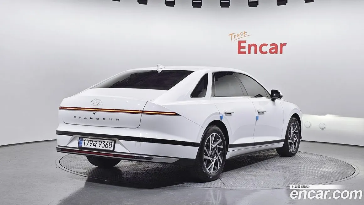 Hyundai Grandeur 2023 из KR, фото 4