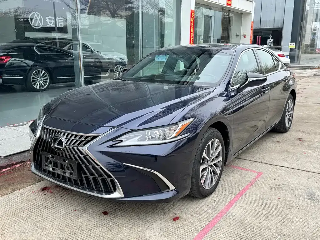 Lexus ES 2024 из CN, фото 1