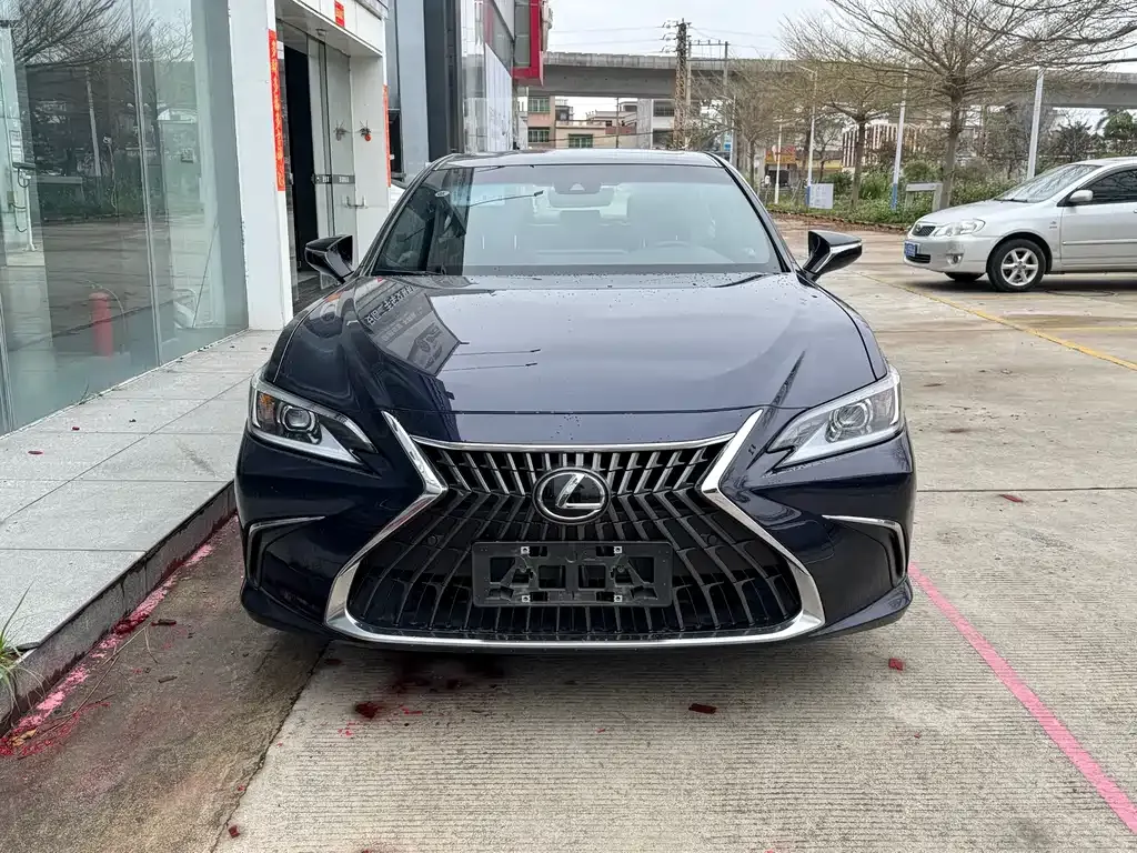 Lexus ES 2024 из CN, фото 8