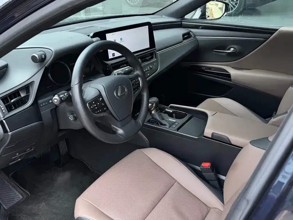 Lexus ES 2024 из CN, фото 4