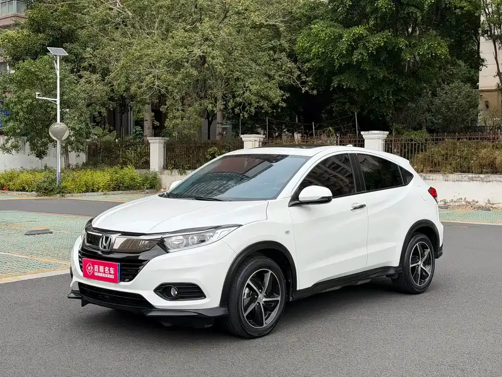 Honda Vezel — фото 1