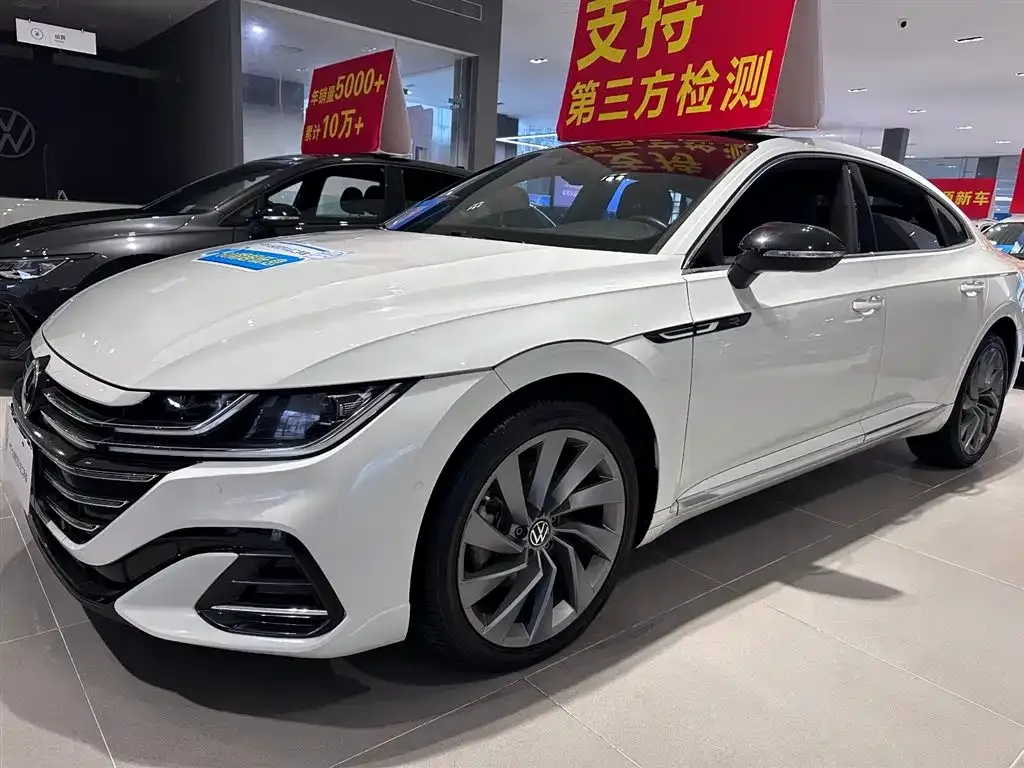 Volkswagen CC 2023 из CN, фото 1
